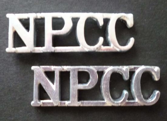 Singapore : Pair of National Police Cadet Corps 'N.P.C.C.' shoulder-titles.