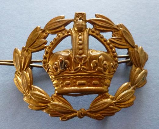 Regimental Quartermaster Sergeant (RQMS) King's Crown Arm Badge.