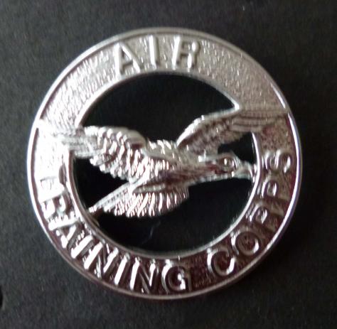 Air Training Corps Cap Badge.