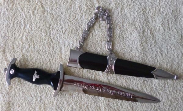 COPY : Third Reich - SS Service Dagger Model 1936 with Chain hanger.