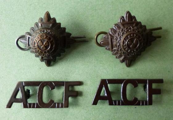 Pair of Army Cadet Force Officer's Bronze Shoulder-titles together with 2nd Lieutenant Bronze Pips.