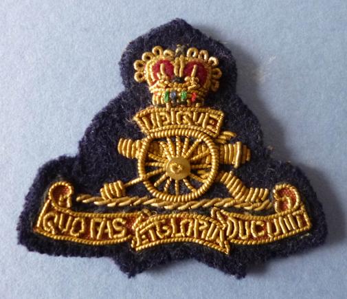 Royal Artillery Officer's Wire-embroidered Queen's crown Beret Badge.