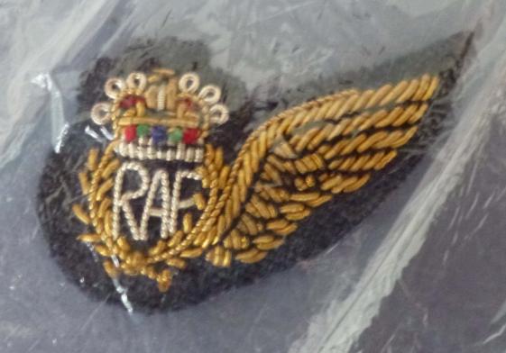 Royal Air Force Aircrew Mess-dress Queen's crown Half-wing.