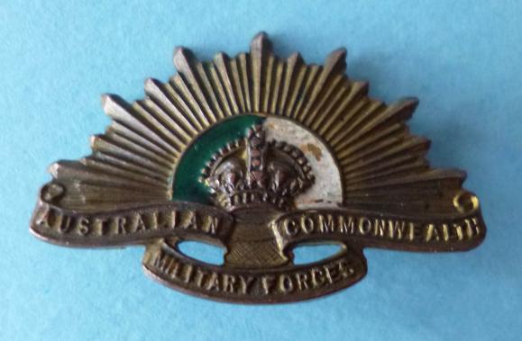 Australian Commonwealth Military Forces Sweetheart Brooch.