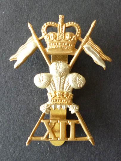 12th Royal Lancers Queen's crown Cap-badge.