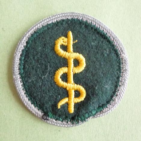 Third Reich : Wehrmacht / Heer / (Army) Arm-badge for a Sanitätsunteroffizier (Medical NCO).