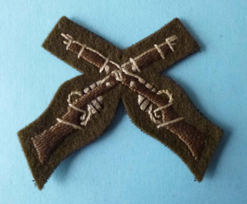 British Army Marksman's Crossed-rifles Armbadge.