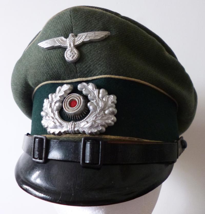 Third Reich : Wehrmacht /. Heer (Army) Infantry NCO / Other-ranks Service Cap.