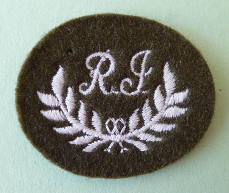 Army Qualified Recruit-Instructors Arm-badge.