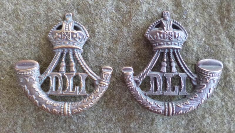 Durham Light Infantry pair of Officers' King's crown Bronze Collar-badges.
