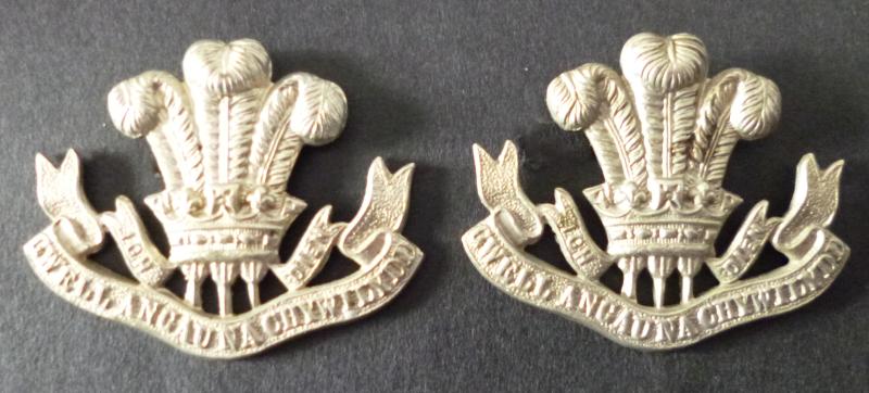 The Welch Regiment Pair of pre-1950 Collar-badges.