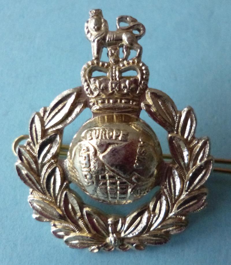 Royal Marines Staybrite Queen's crown Cap-badge.