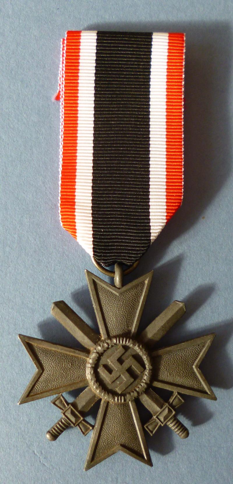 Third Reich : War Merit Cross 2nd Class with Swords (Kriegsverdienstkreuz 2 Kl. mit Schwertern).