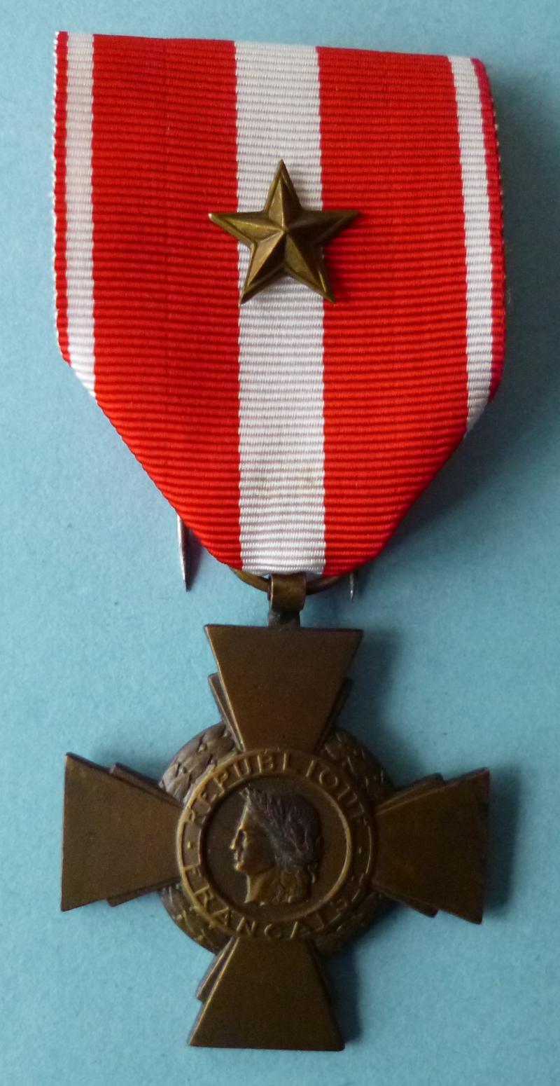 France : Cross of Military Valour (Croix de la Valeur Militaire).