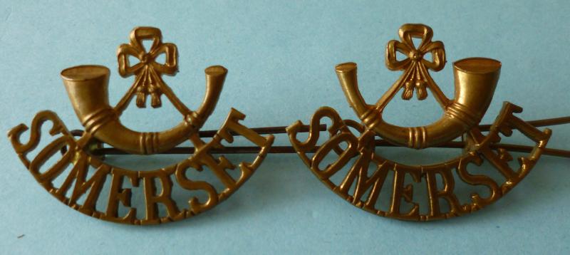 Somerset Light Infantry Matched Pair of Shoulder-titles.