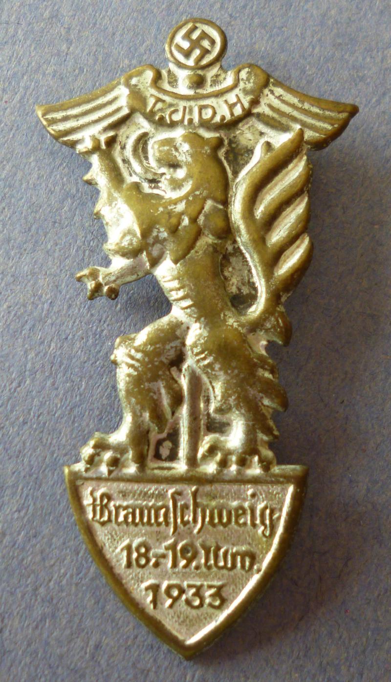 Third Reich : Tag des Deutschen Handwerks, Braunschweig 18-19 Nov.1933 Donation-badge.