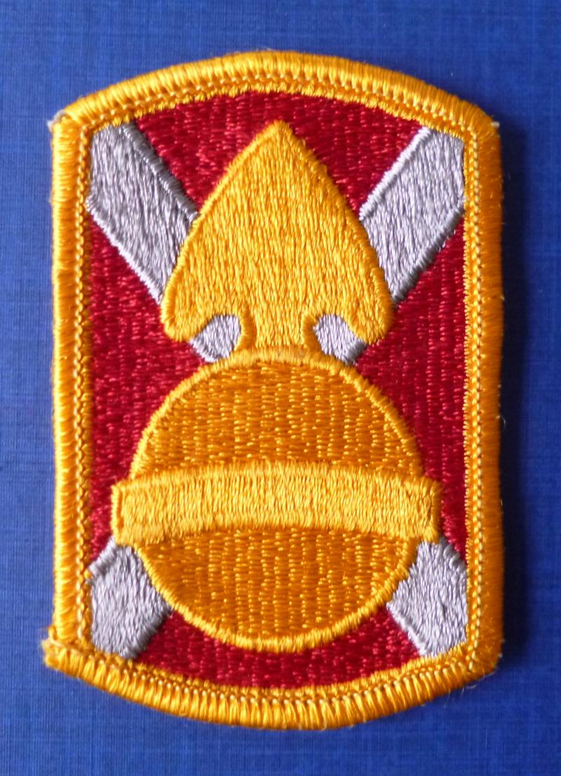 USA :  Army 107th Artillery Brigade Shoulder-flash.