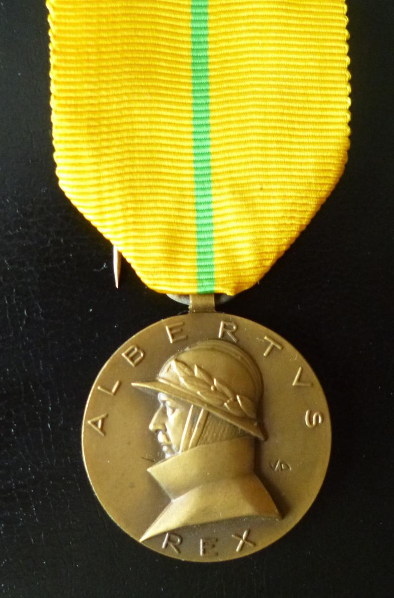 Belgium : Military Commemorative Medal of the Reign of King Albert I.