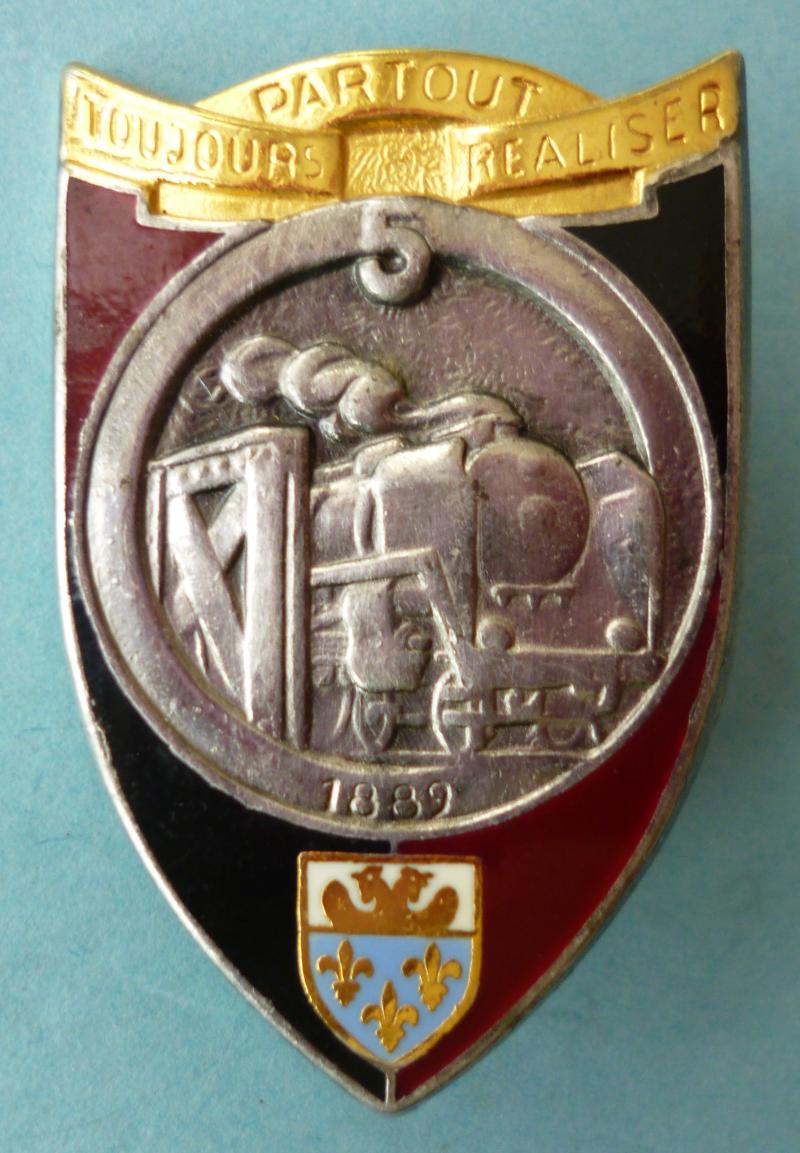 France : 5th Engineer Regiment (5e Régiment du Génie) Enamelled Formation badge.