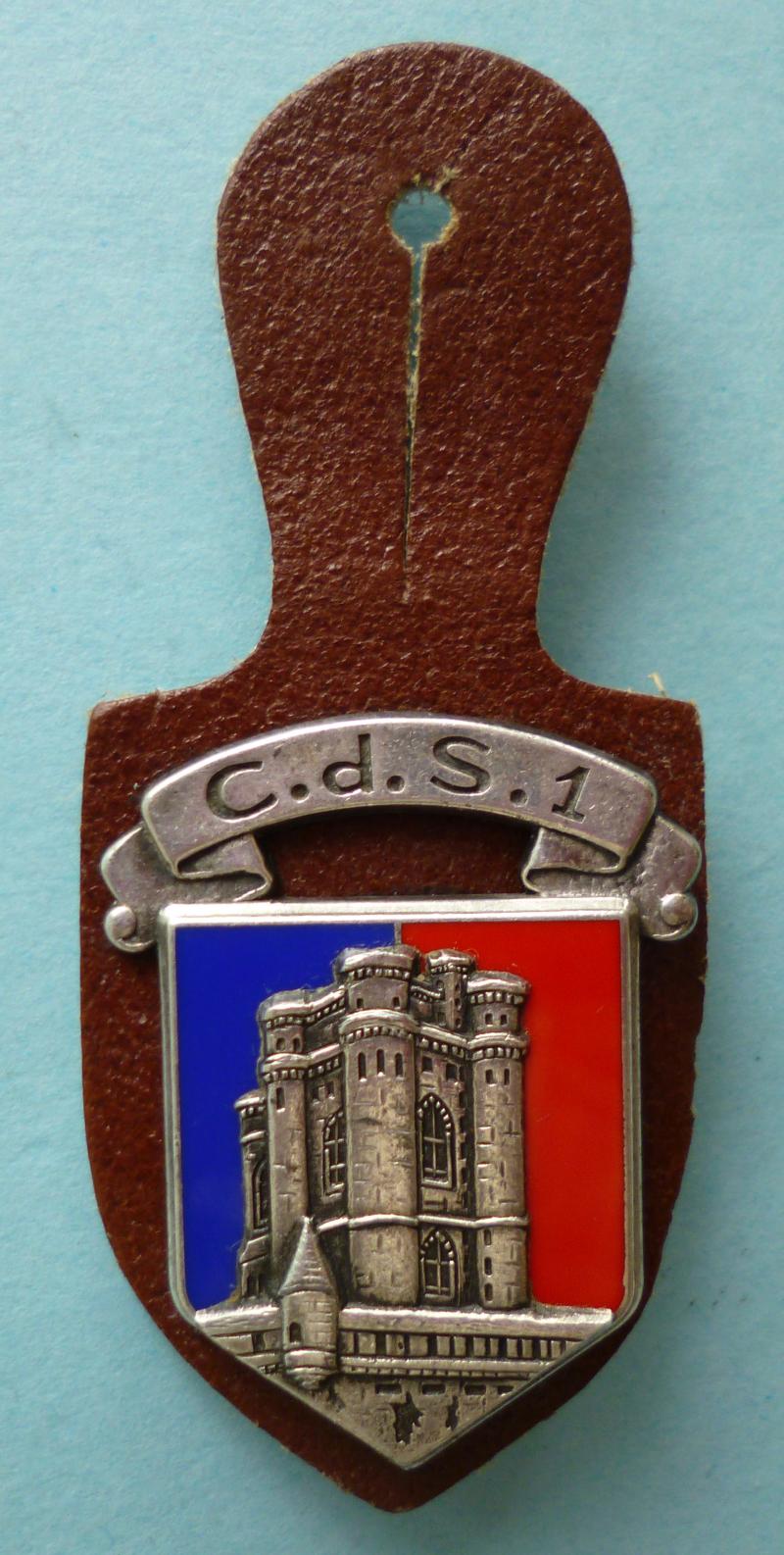 France : Military Selection Centre No 1 (Centre de Sélection No 1 (C.d.S.1) Enamelled formation badge on Leather Pocket-fob.