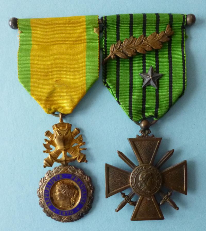 France : WW2 Mounted Pair of Medals - Médaille Militaire and 1939 Croix de Guerre with Palm & Star on Vichy Ribbon.