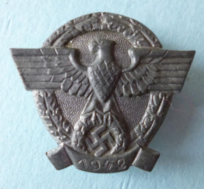 Third Reich :Tag der Deutschen Polizei 1942 Donation-badge.