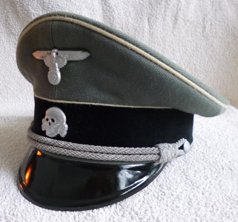Third Reich ; Waffen-SS Officers White-piped Service-cap (Reproduction).