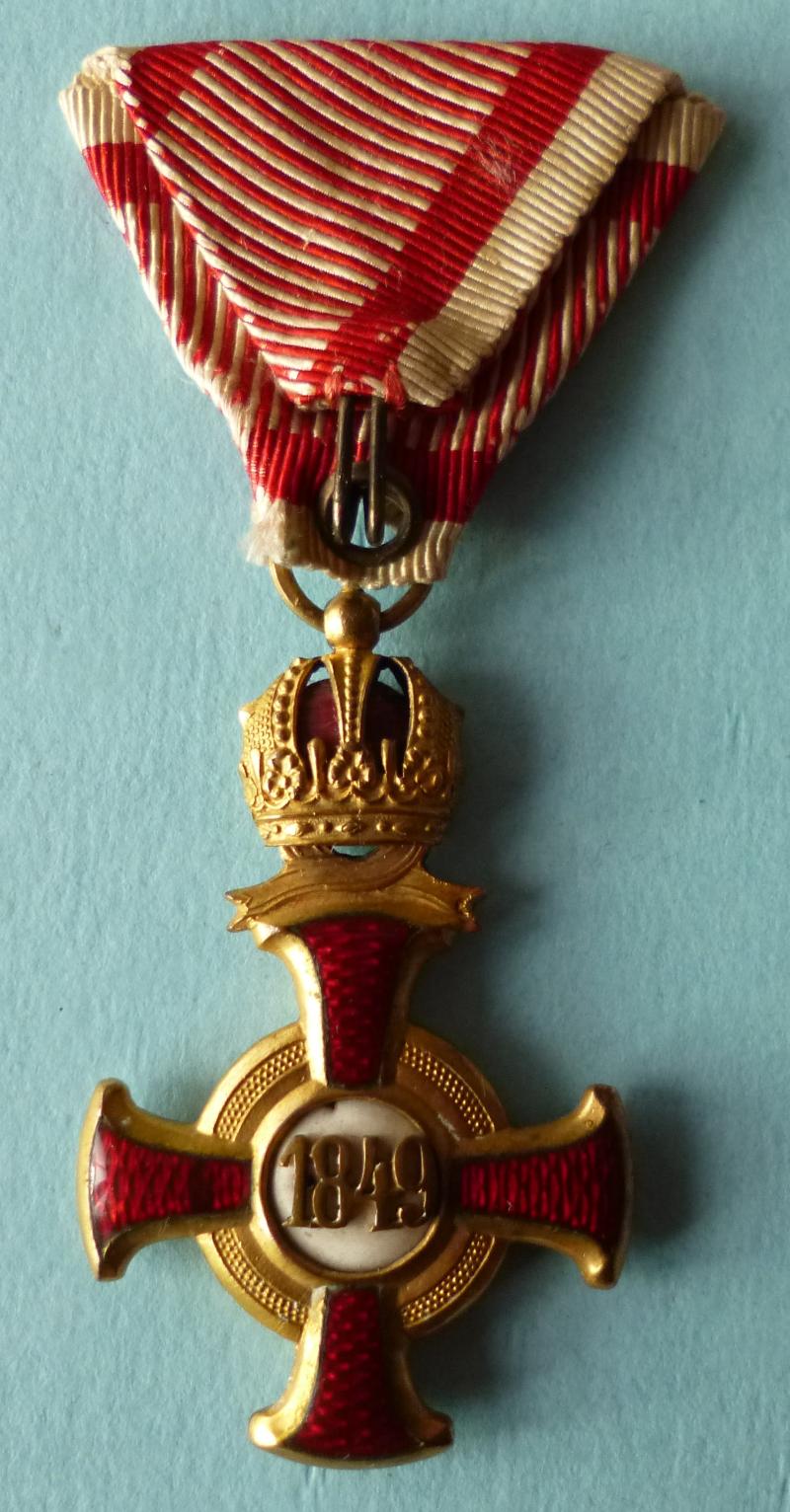 Austria : Imperial WW1-era Gold Cross of Merit with Crown on Military Ribbon.