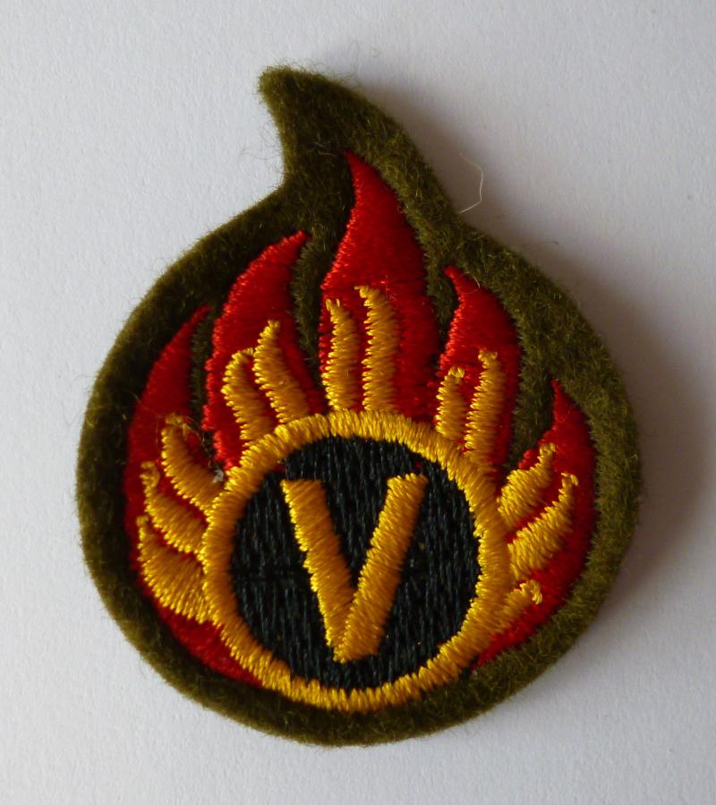 Territorial Army / Volunteer  Ammunition Technician Machine-embroidered Armbadge.