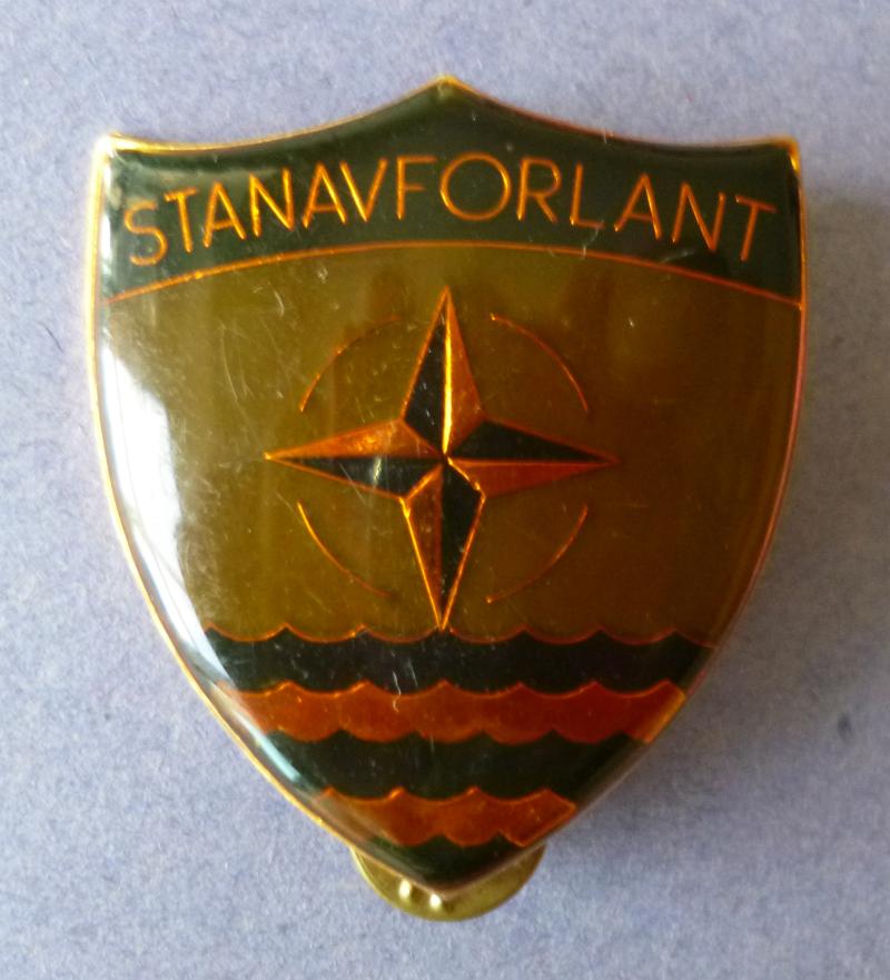 NATO : Standing Naval Force Atlantic (STANAVFORLANT) Breast-badge.