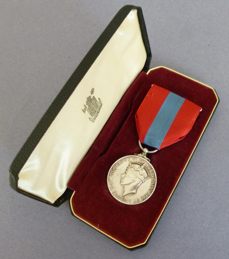 Imperial Service Medal (GviR Indiae Imp)  named to 'Frederick Arthur Braker' complete in Presentation-case.