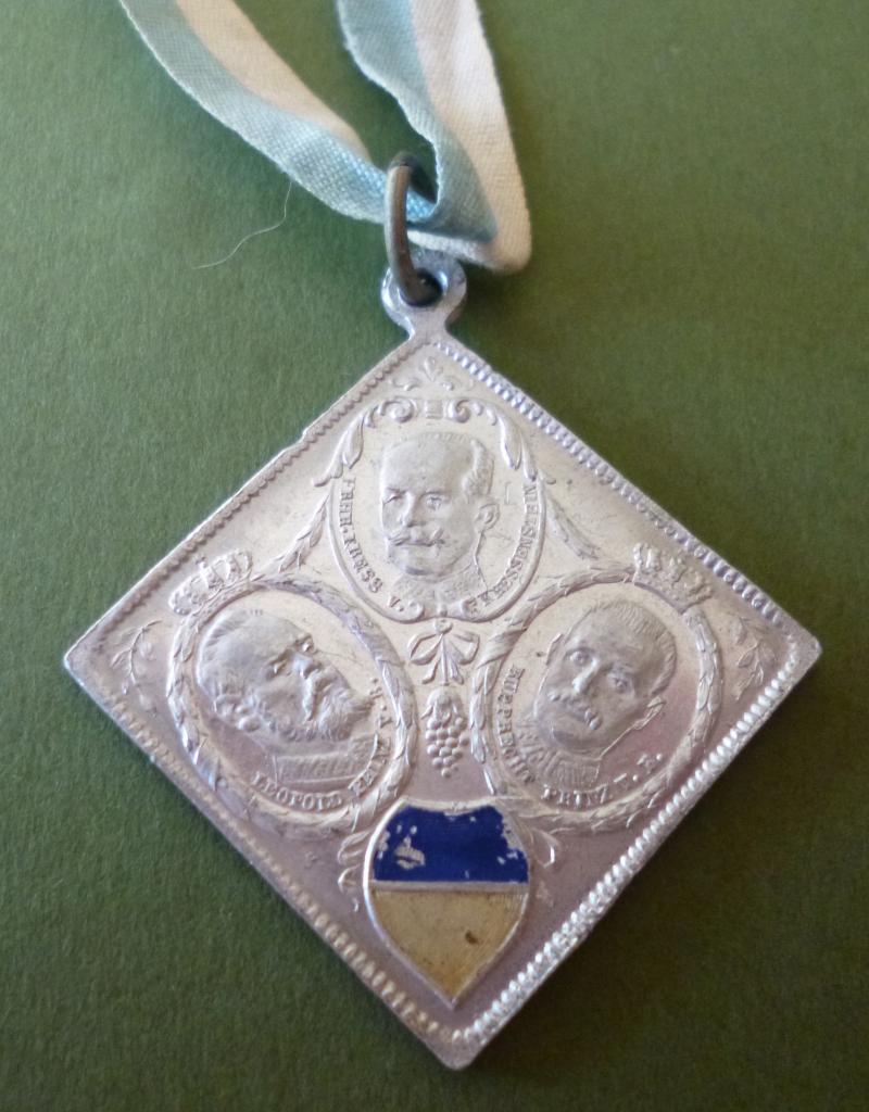 Imperial : German Commemorative Medal for the King of Bavaria's 1st & 3rd  Armeecorps Military Manouvres 1911.