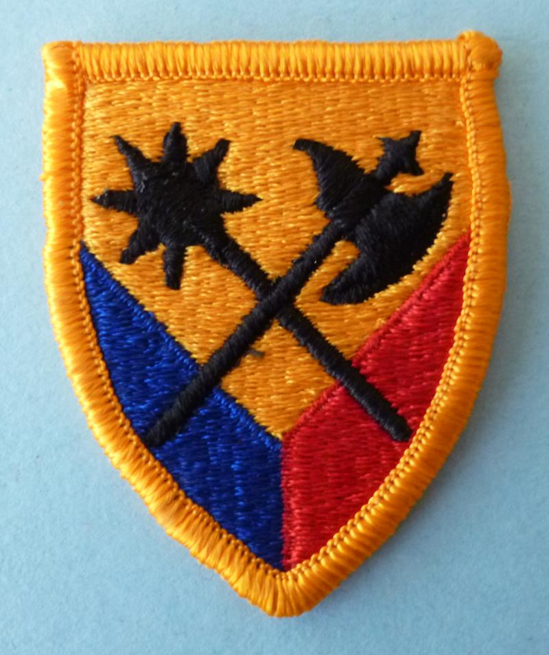 USA : Army 194th Armoured Brigade Shoulder-flash.