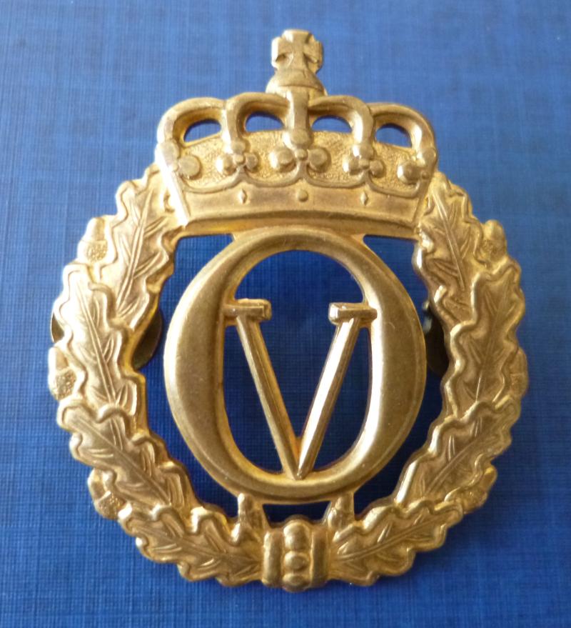 Norway : Army Officer's Cap-badge (King Olav V 1967 - 1991)