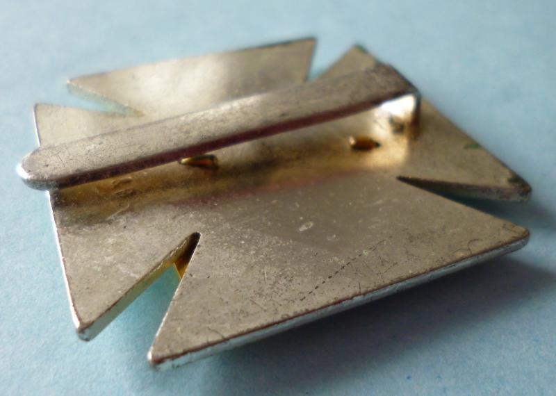 The Royal Gloucestershire, Berkshire and Wiltshire Regiment (RGBW) pre-2003 pattern Cap-badge.