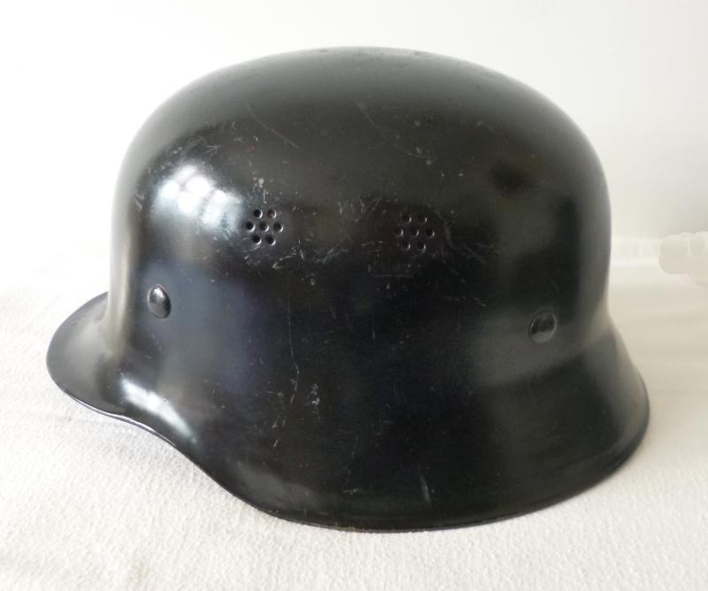 BRD : West German WW2 Pattern  Fire Service Steel-helmet.
