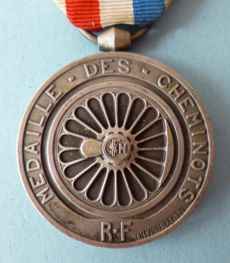 France : Silver Medal of Honour (2nd Type 1939-1953) for Railway Employees (Médaille des Cheminots).