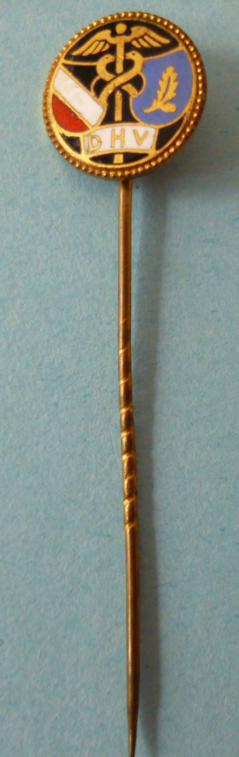 Third Reich : Membership Stick-pin Lapel-badge of the Deutschnationaler Handlungsgehilfen Verband (DHV).