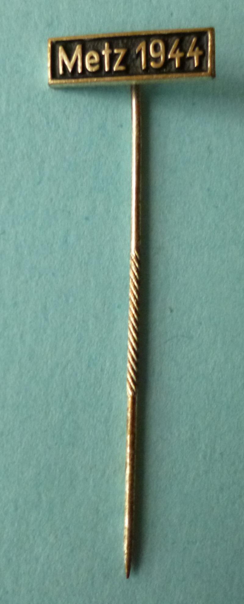 Third Reich / BRD : 1957-pattern 'Metz 1944' Stick-pin Award Lapel-badge.
