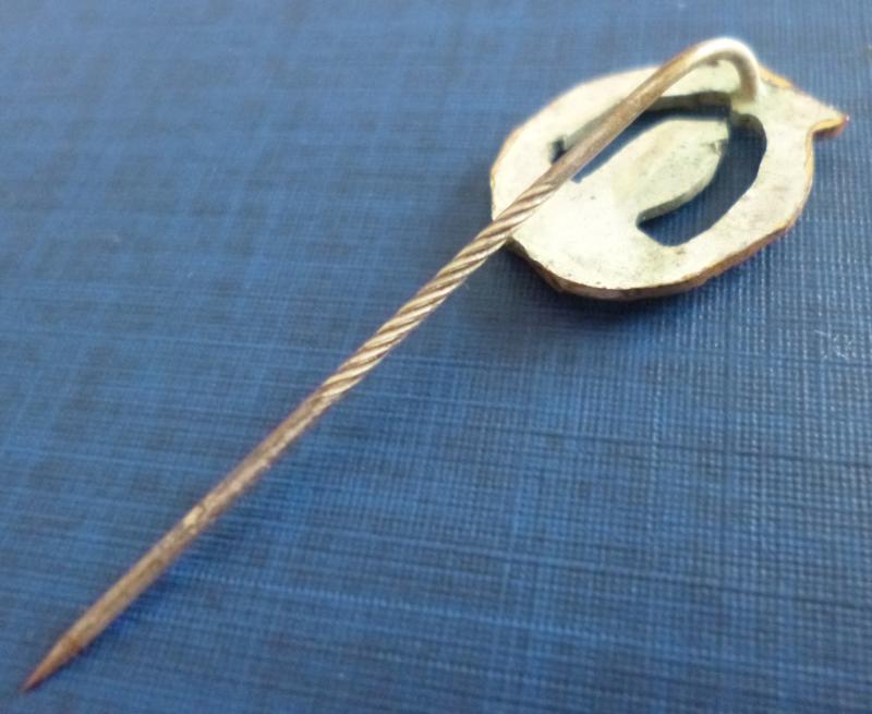 Third Reich : Kriegsmarine Minensucher-Kriegsabzeichen Miniature Stick-pin Lapel-badge.