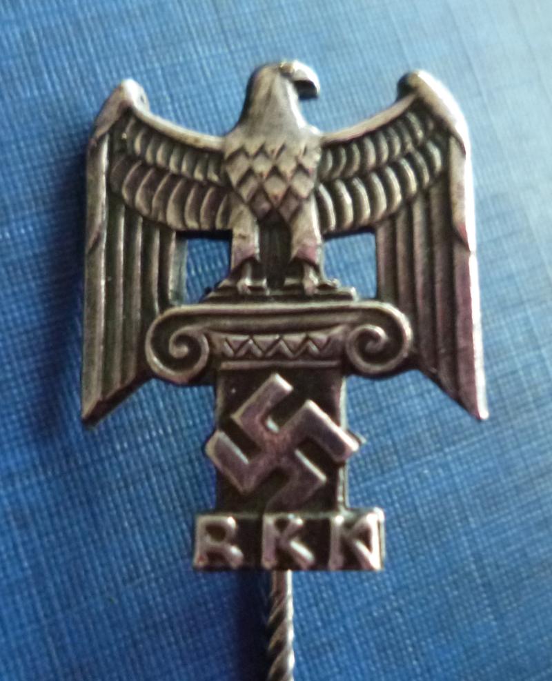Third Reich : Reichskulturkammer (National Chamber of Culture) Members' Stick-pin Lapel-badge.
