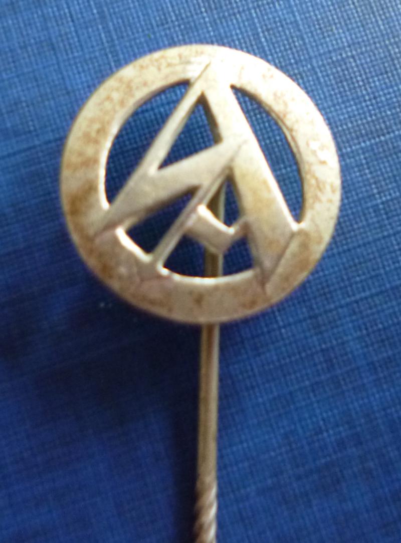 Third Reich : Sturmabteilung (SA) Brownshirt Membership Stickpin Lapel-badge.
