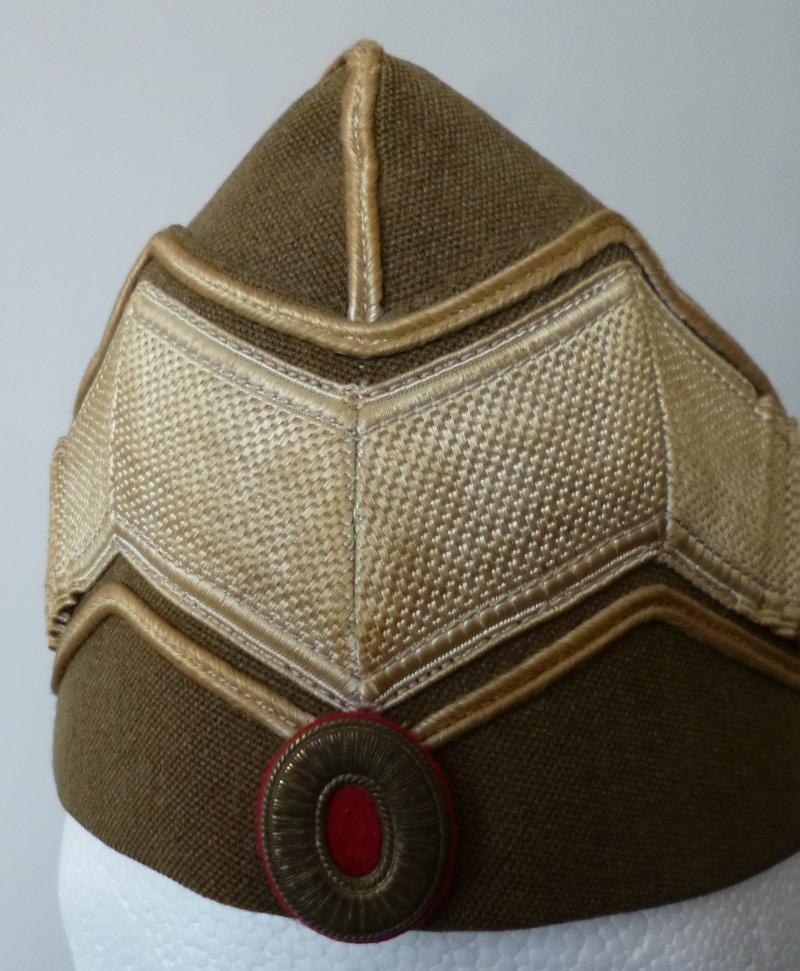 Denmark : WW2 (?) Army Officer's M23 Rigid-pattern Forage-cap.