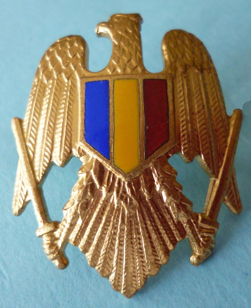 Roumania : Roumanian Army Gilt Cap-eagle.