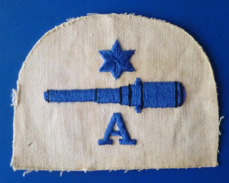Royal Navy WW2 Anti-Aircraft Gunner Rating 3rd Class Blue on White Arm-badge.