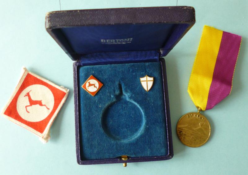 WW2 Commemorative Medal marking the British Army's Entry into Italy, Complete in Presentation-case with Insignia, etc.