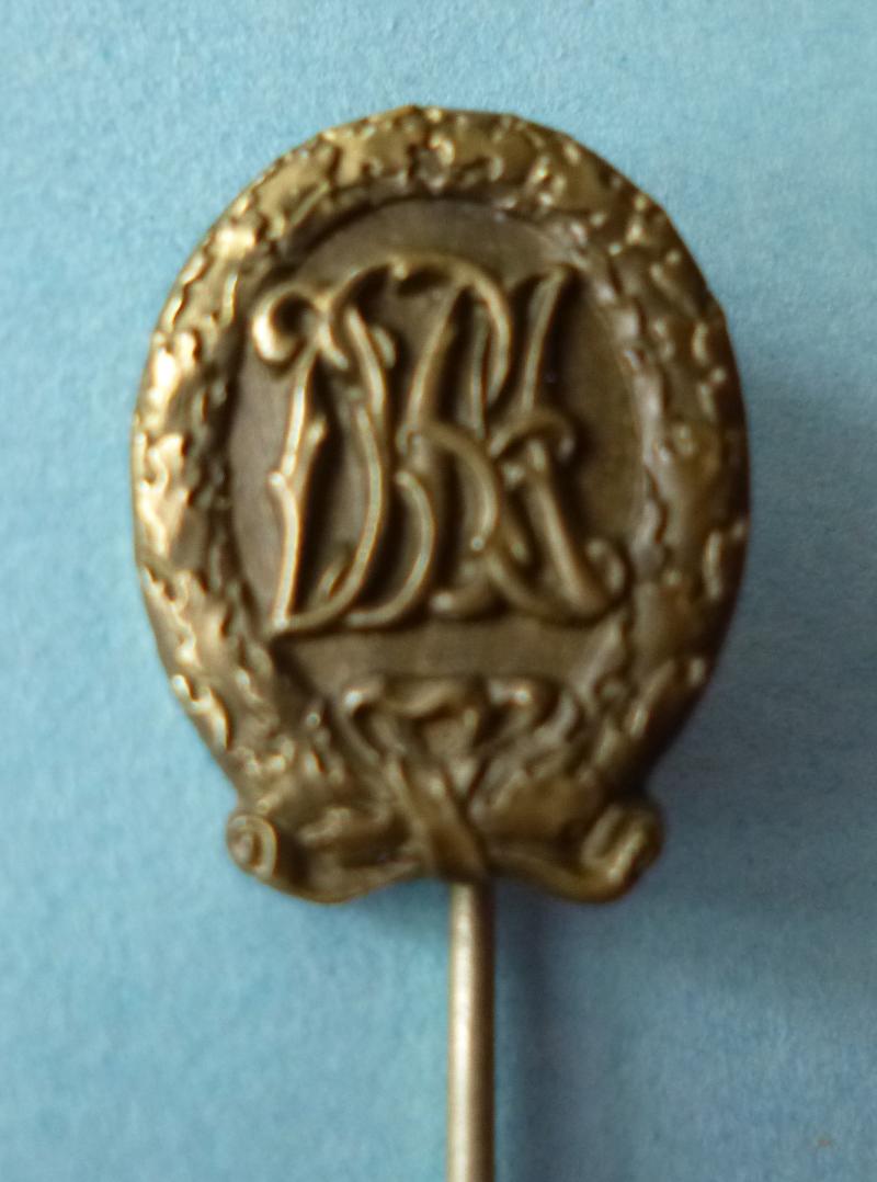 German Weimar : Bronze-grade German National Sports Badge 'DRA' Stickpin Miniature.