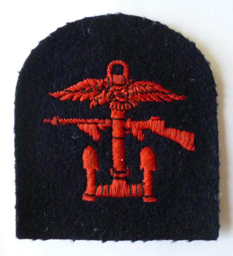 WW2 Combined Operations Tombstone Pattern Badge.