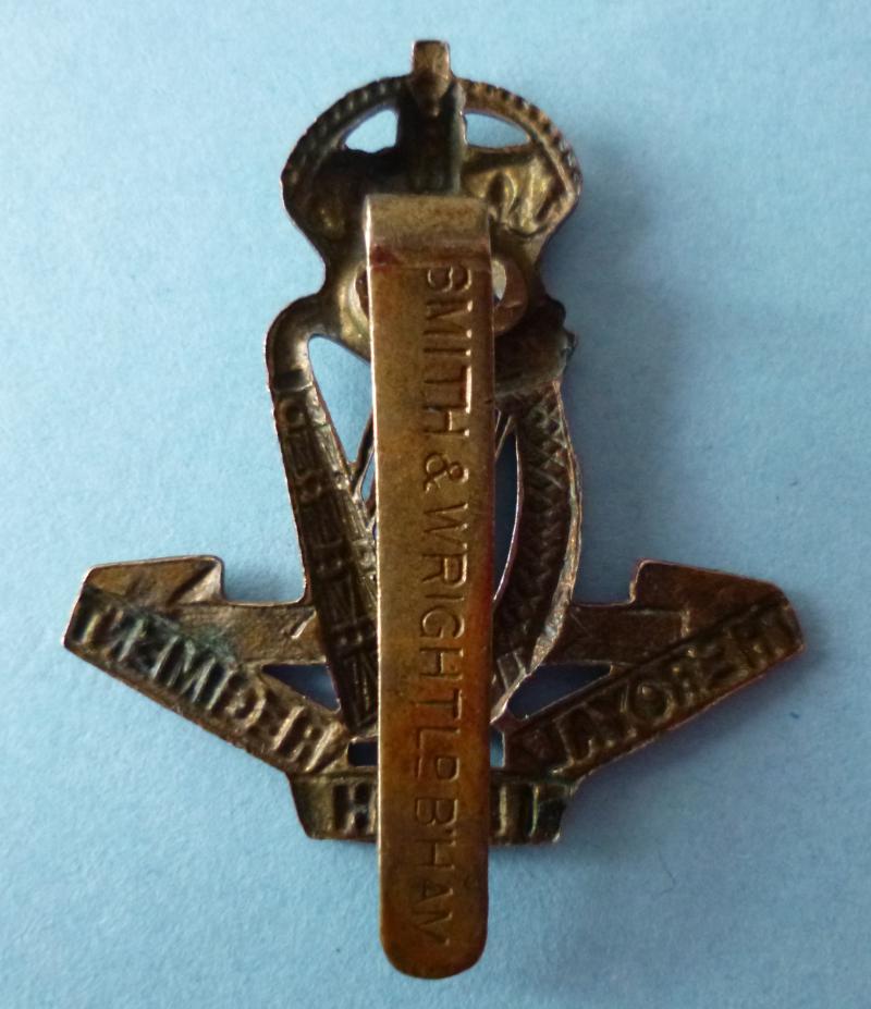 WW1 The Royal Irish Regiment Cap-badge.